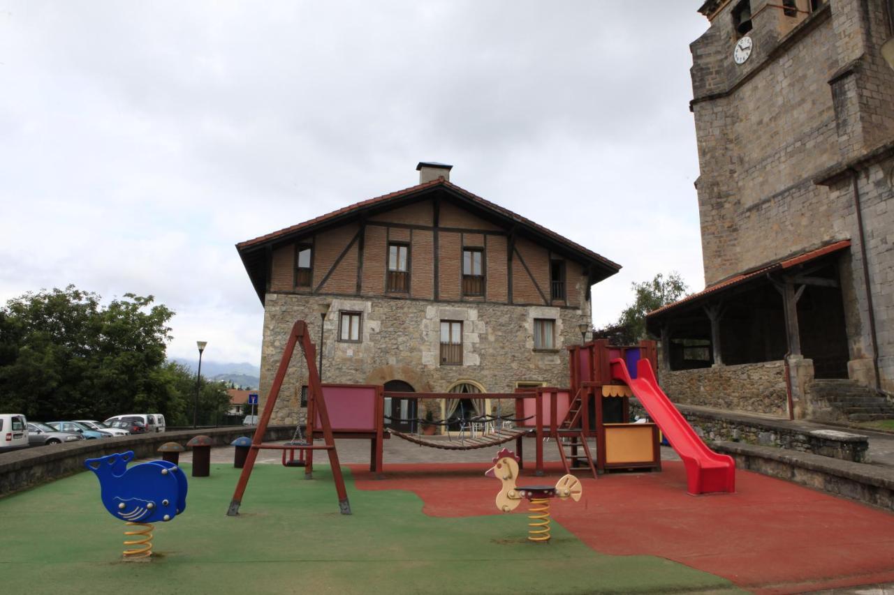 Albergue Uztartza Aduna Εξωτερικό φωτογραφία